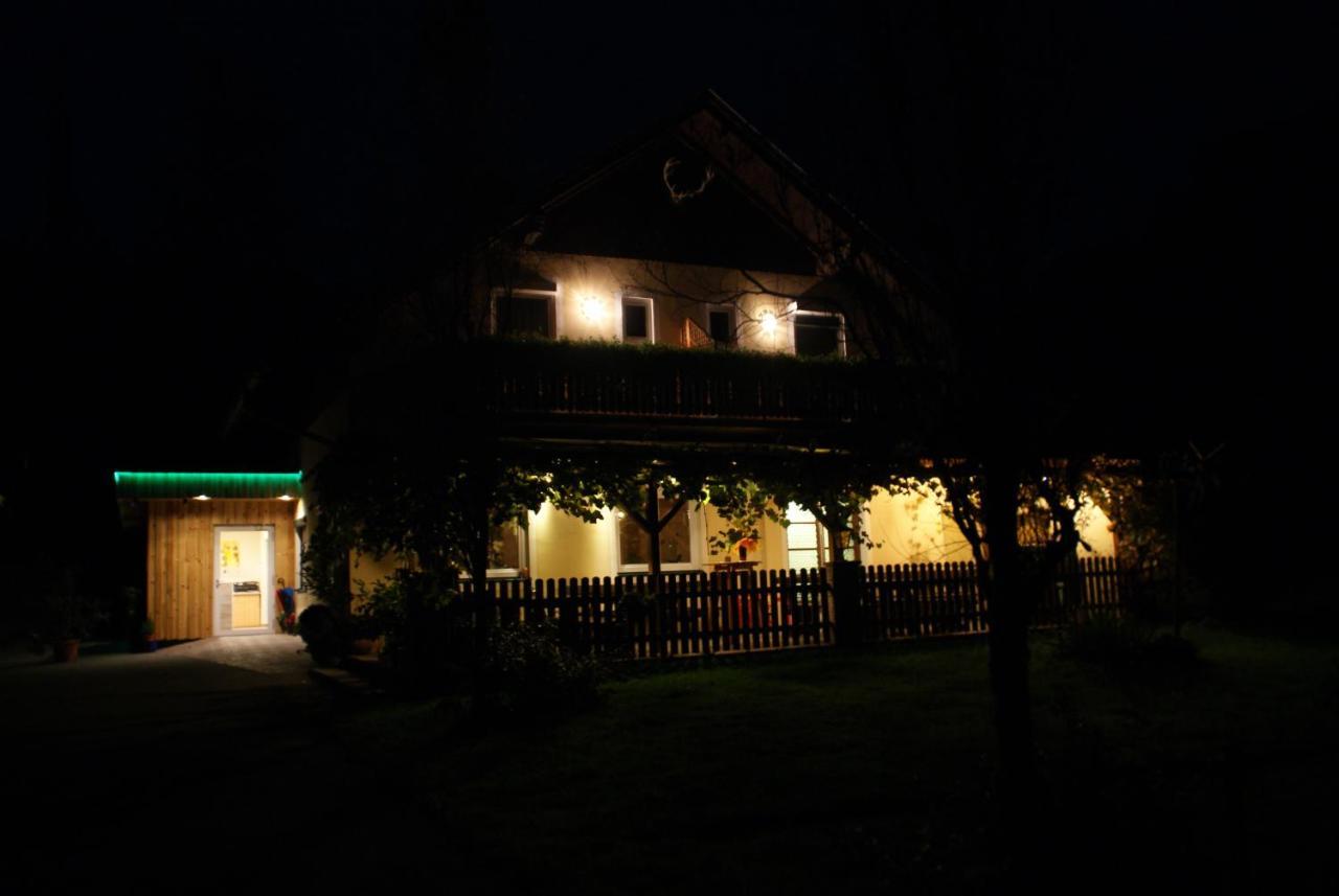 Hotel Weingut Lieschnegg Leutschach Exterior foto
